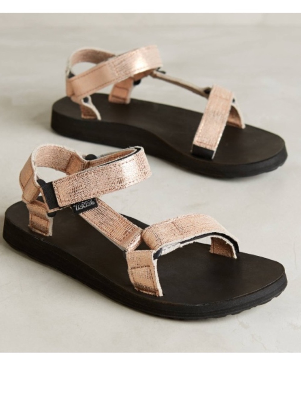 Teva Original Universal Metallic Sandal Gold Size 8 Hiking